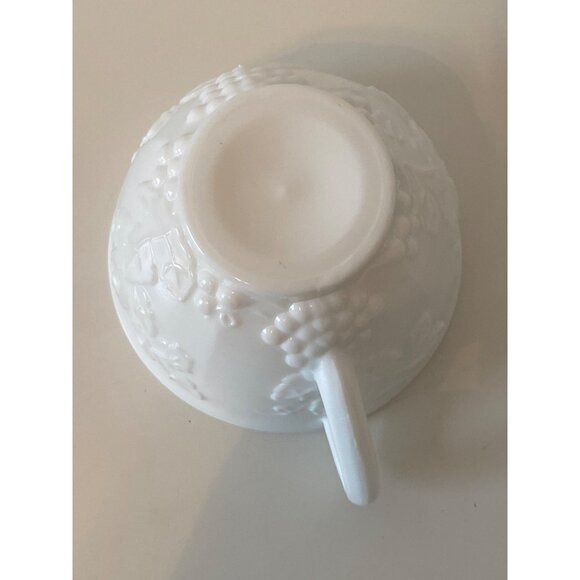 White Milk Glass Punch Tea Cup Grapes Leaves Replacement Vintage - Picture 10 of 12
